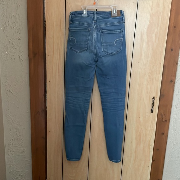 American Eagle Buttonfly Skinny - Picture 3 of 3